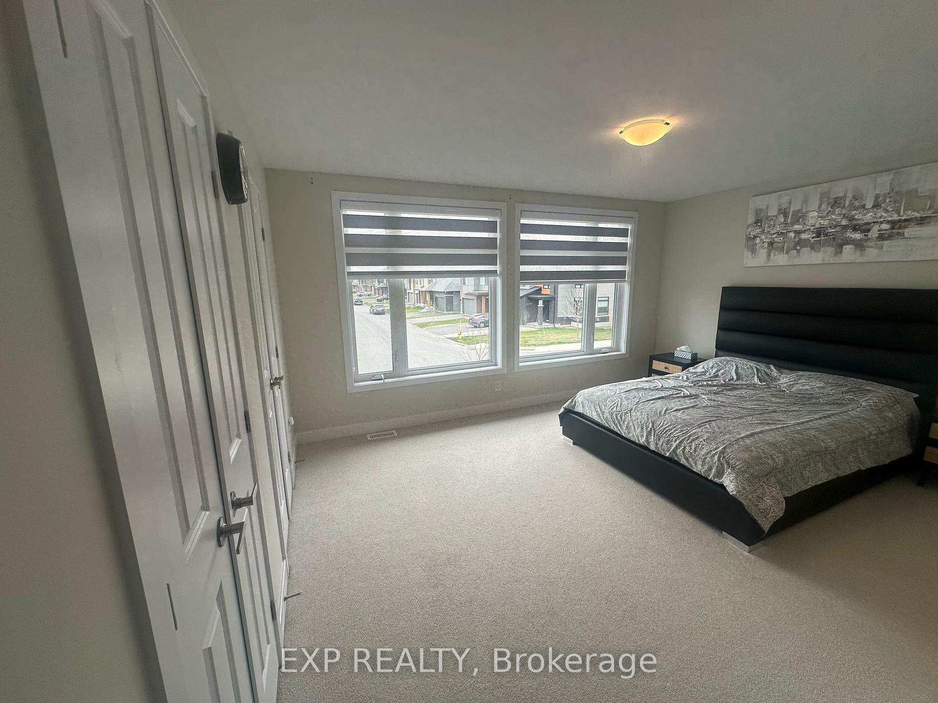 Photo 22 of 302 Shuttleworth Drive, Ottawa, Leitrim — HOMEH