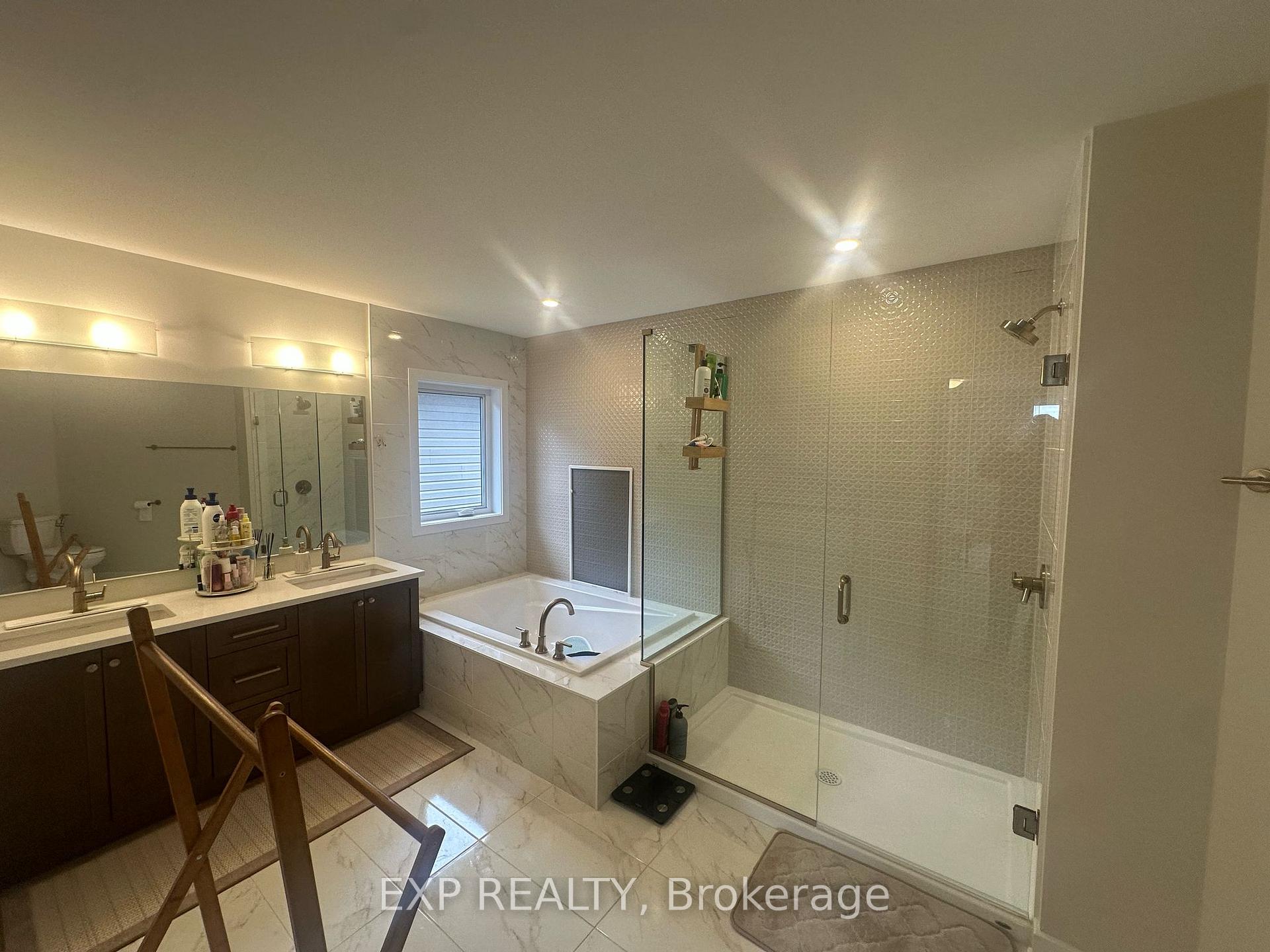Photo 25 of 302 Shuttleworth Drive, Ottawa, Leitrim — HOMEH