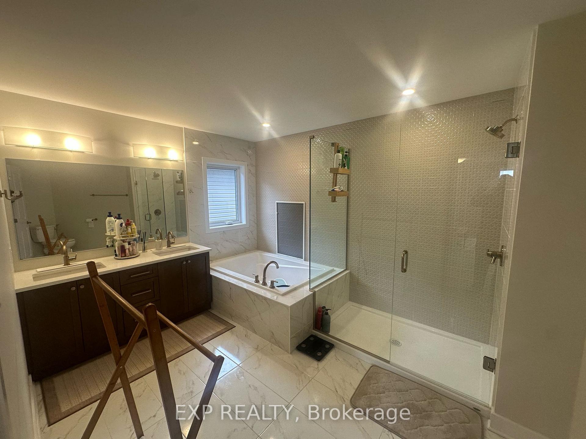 Photo 26 of 302 Shuttleworth Drive, Ottawa, Leitrim — HOMEH
