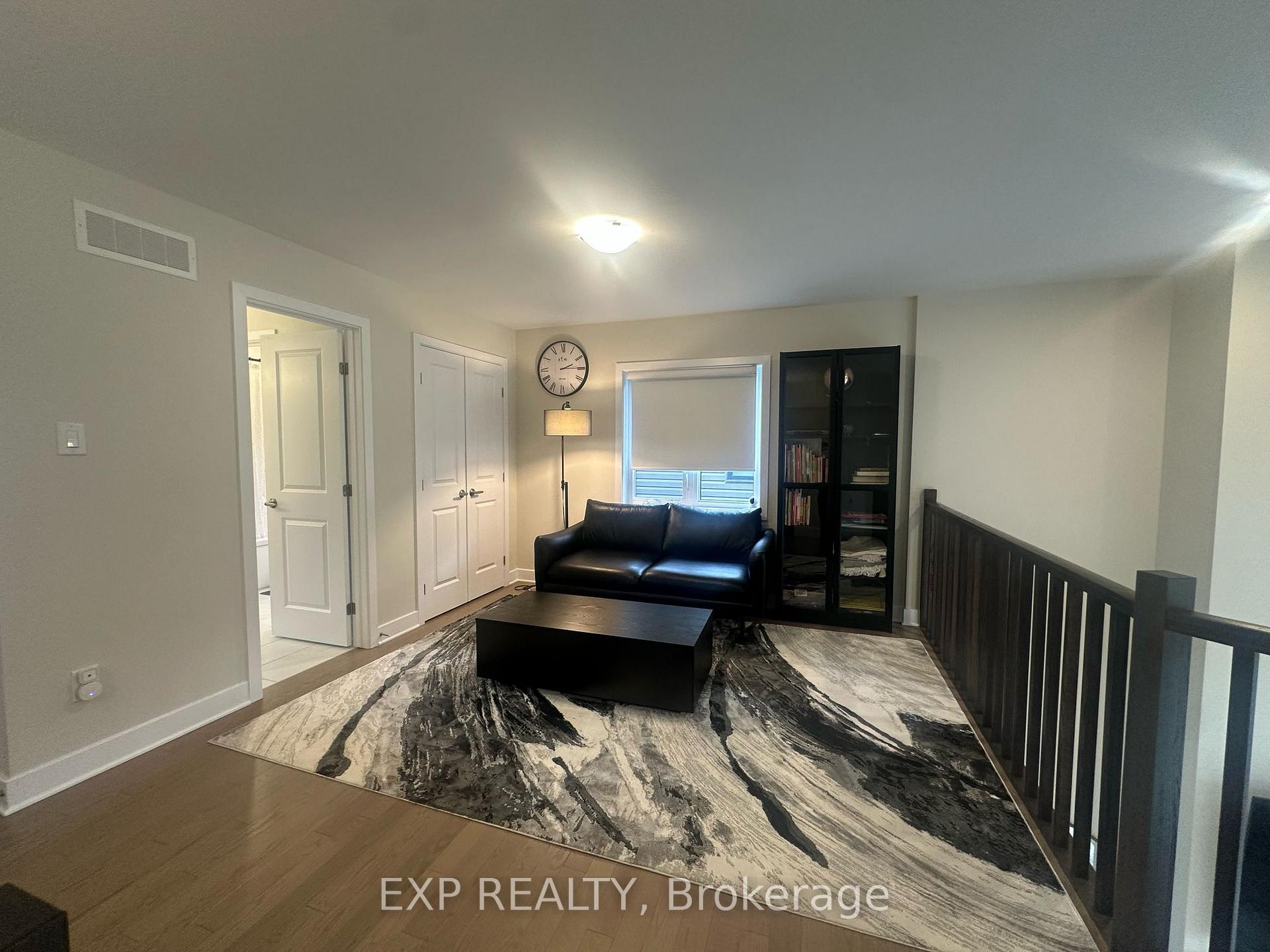 Photo 30 of 302 Shuttleworth Drive, Ottawa, Leitrim — HOMEH