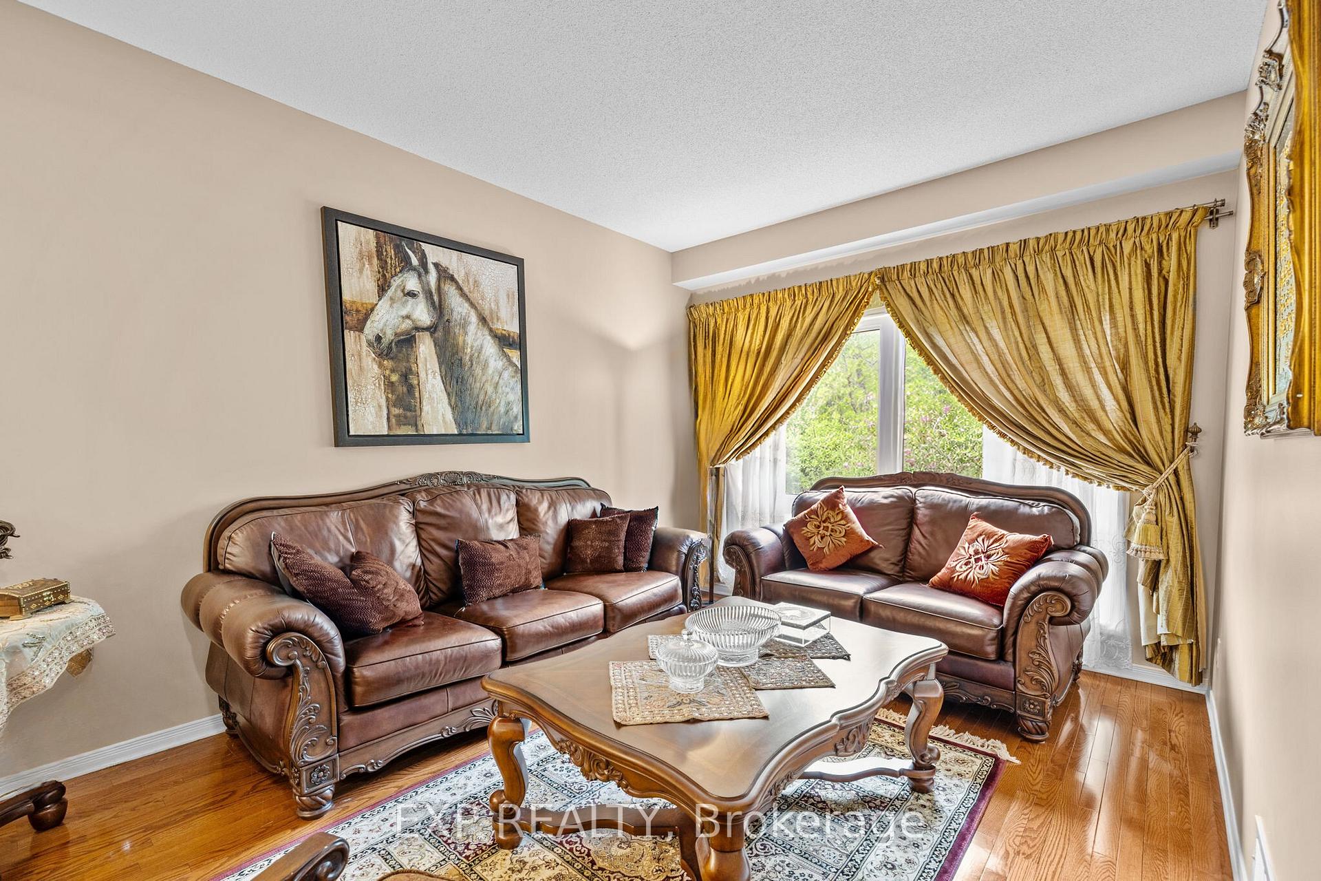 Photo 7 of 336 Wisteria Crescent, Ottawa, Hunt Club — HOMEH