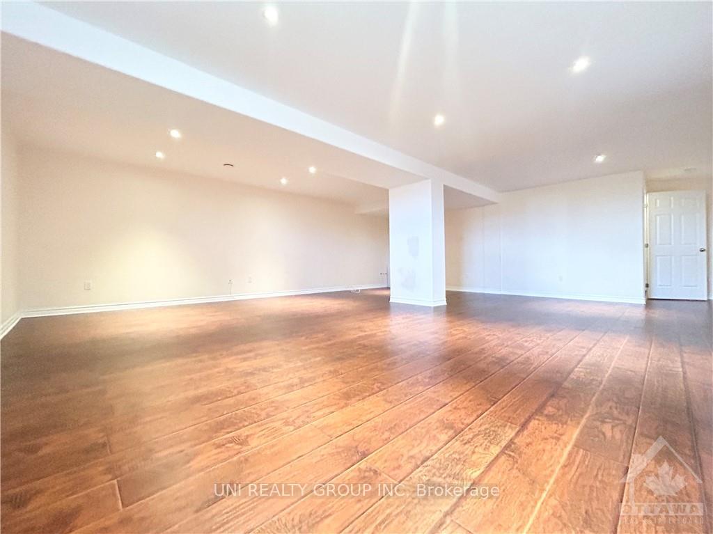 Photo 14 of 228 Pondview Crescent, Ottawa, Hunt Club — HOMEH