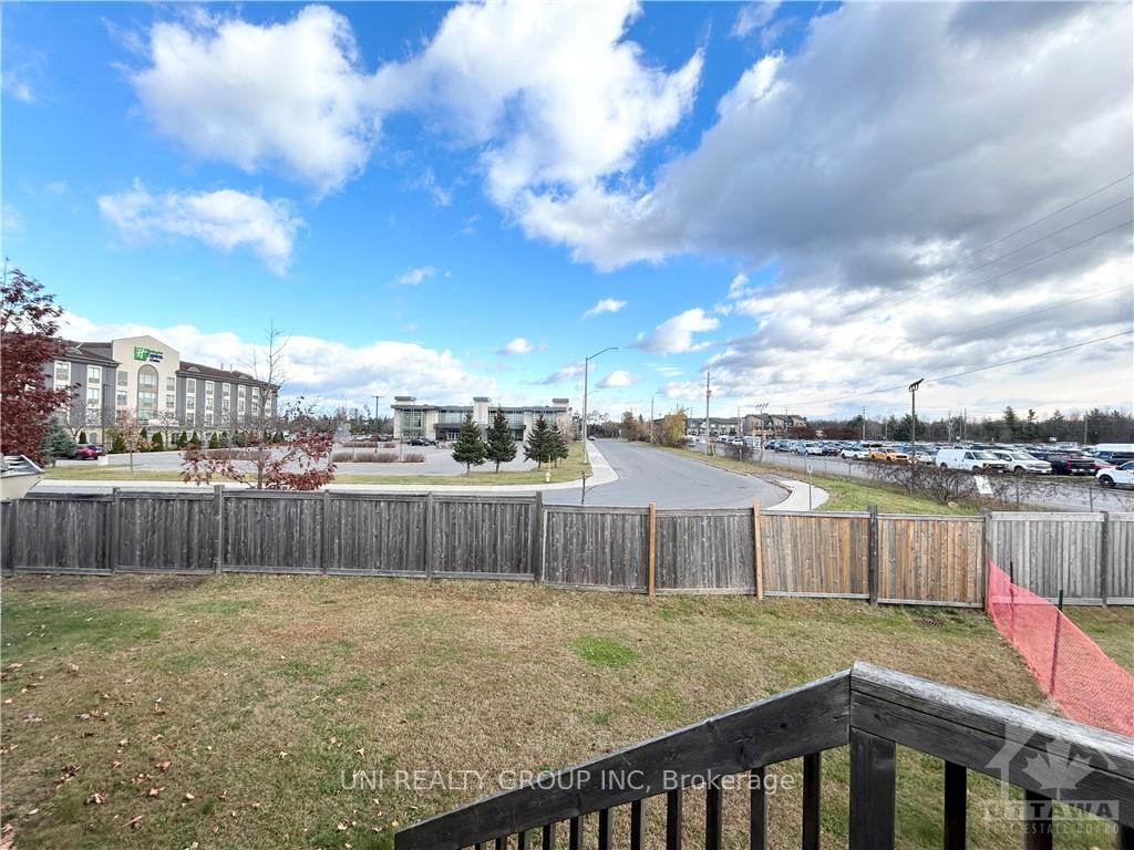 Photo 16 of 228 Pondview Crescent, Ottawa, Hunt Club — HOMEH
