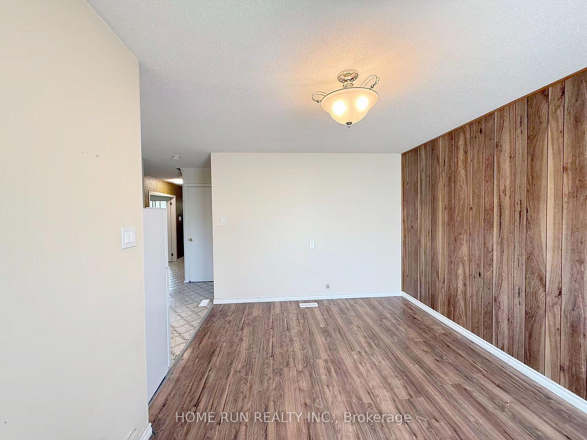 Photo 8 of 3427 Southgate Road, Ottawa, South Keys — HOMEH