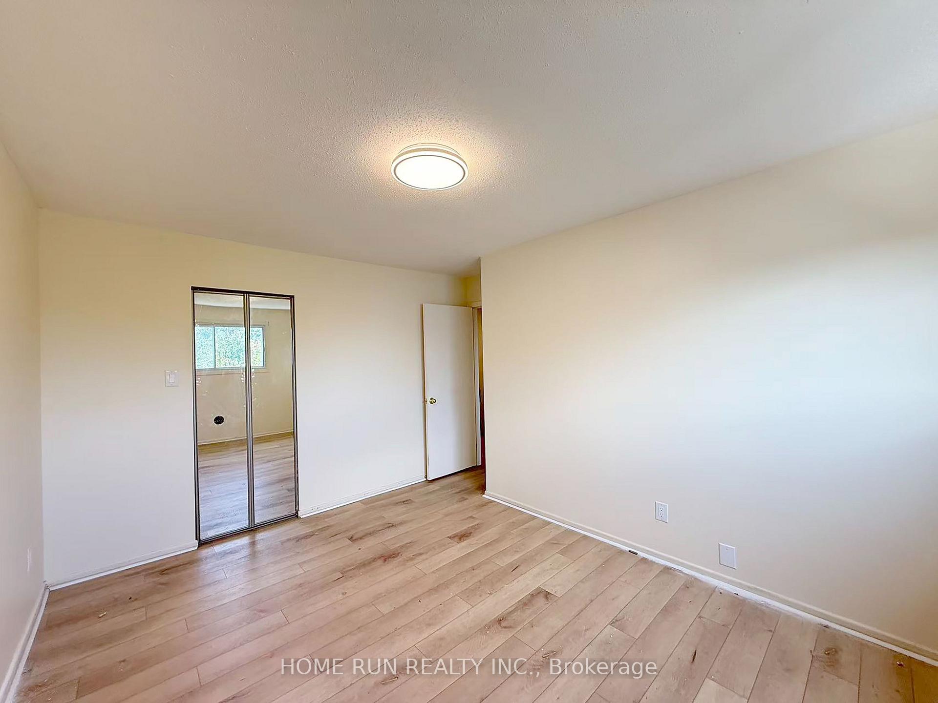 Photo 10 of 3427 Southgate Road, Ottawa, South Keys — HOMEH