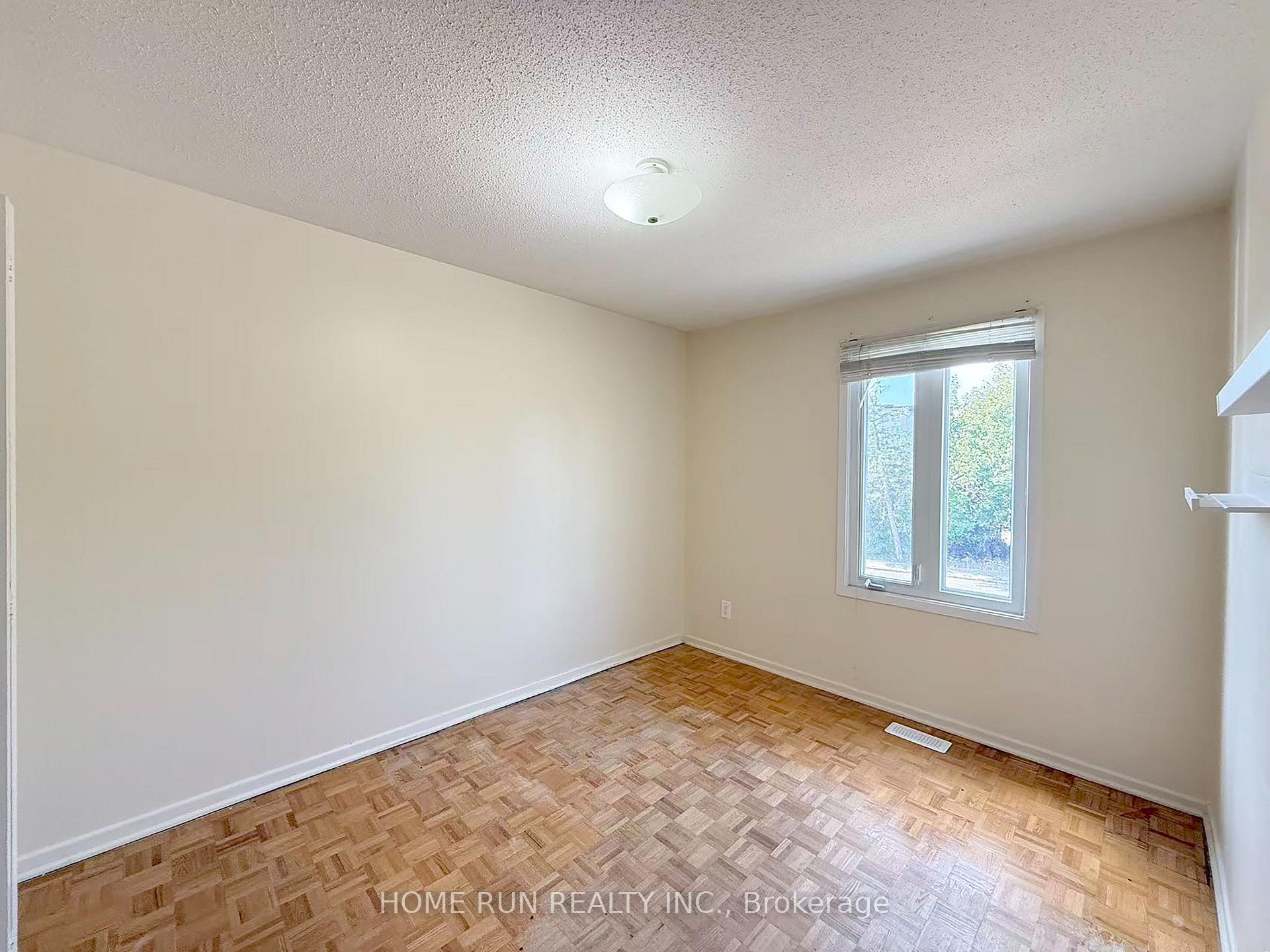 Photo 12 of 3427 Southgate Road, Ottawa, South Keys — HOMEH