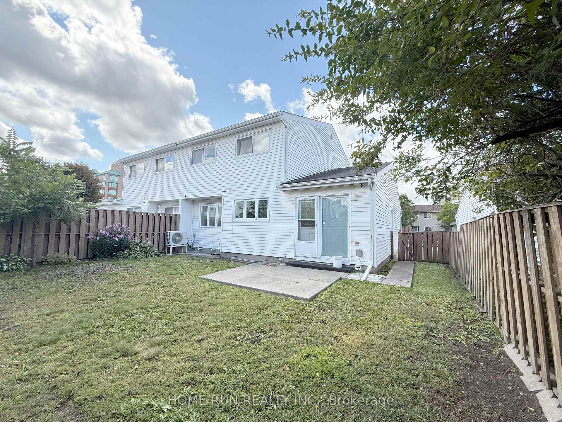Photo 18 of 3427 Southgate Road, Ottawa, South Keys — HOMEH