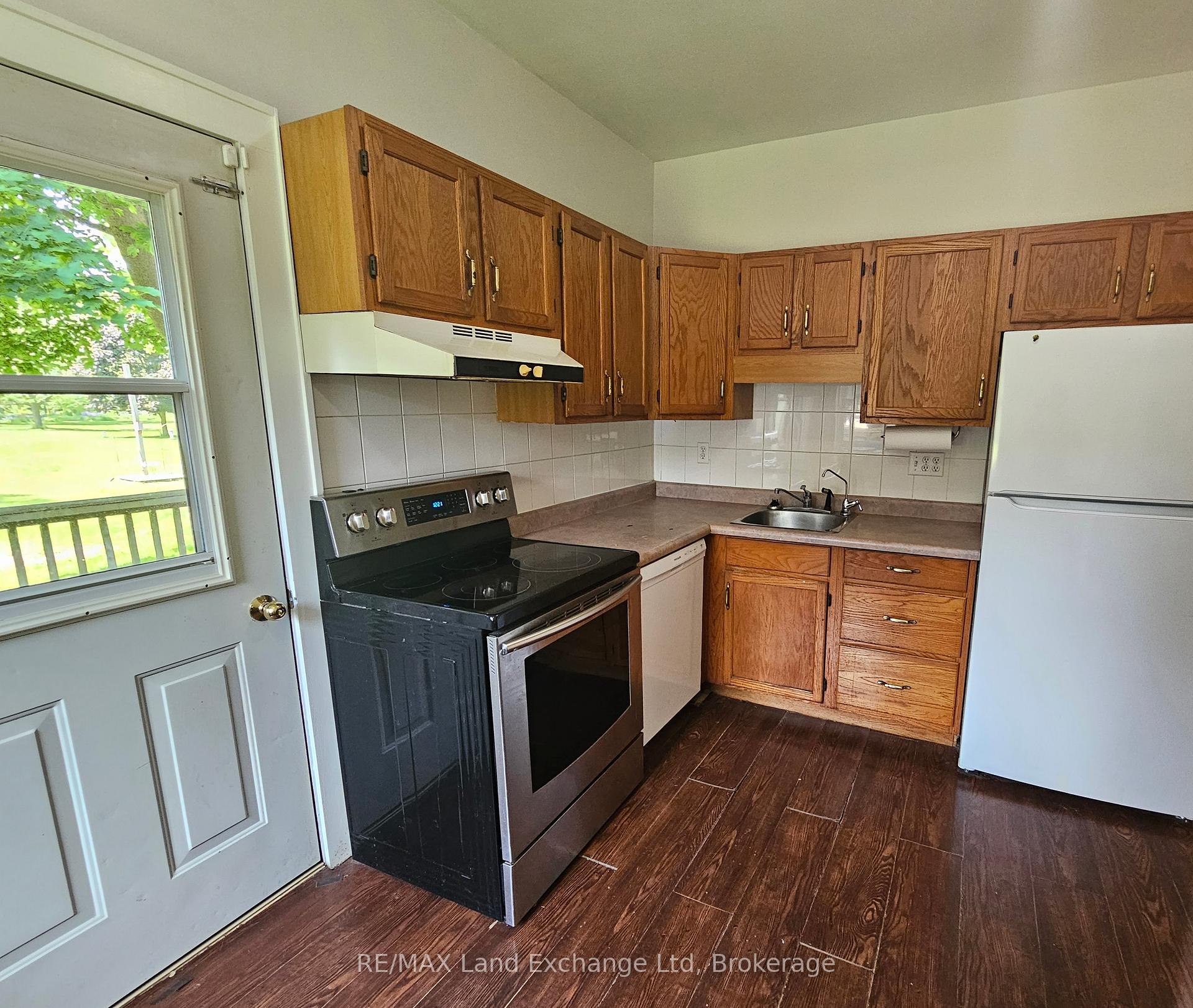 Photo 24 of 1061 Howick Street, Howick — HOMEH