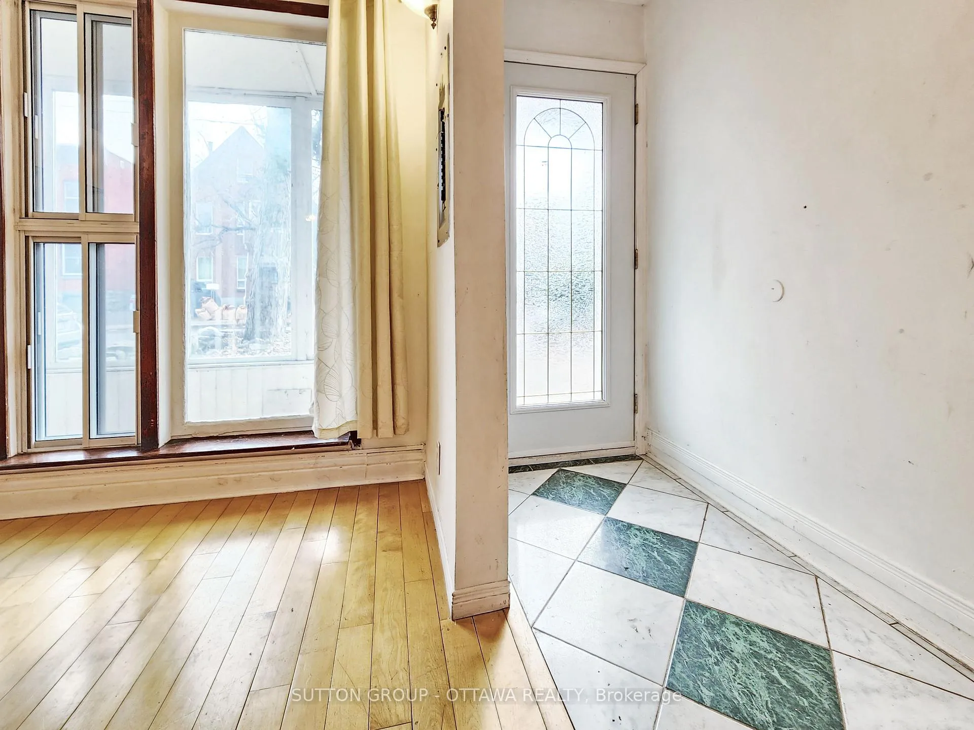 Photo 3 of 171 Cathcart Street, Ottawa, Lower Town/Byward Market — HOMEH
