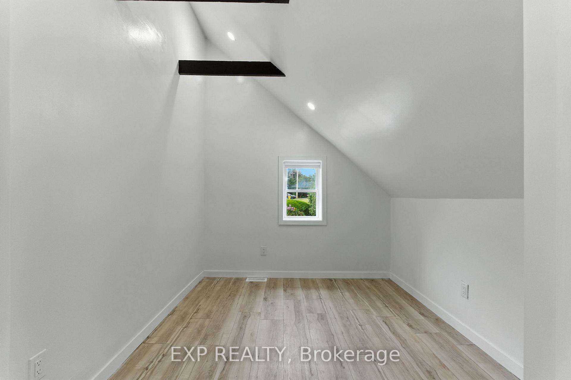 Photo 5 of Unit 1, 564 Brunel Street, Ottawa, CFB Rockcliffe and Area — HOMEH