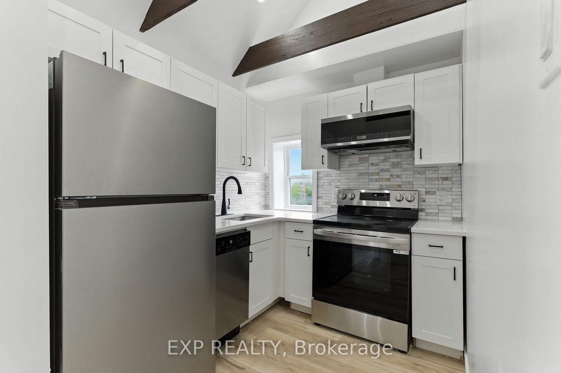 Photo 7 of Unit 1, 564 Brunel Street, Ottawa, CFB Rockcliffe and Area — HOMEH