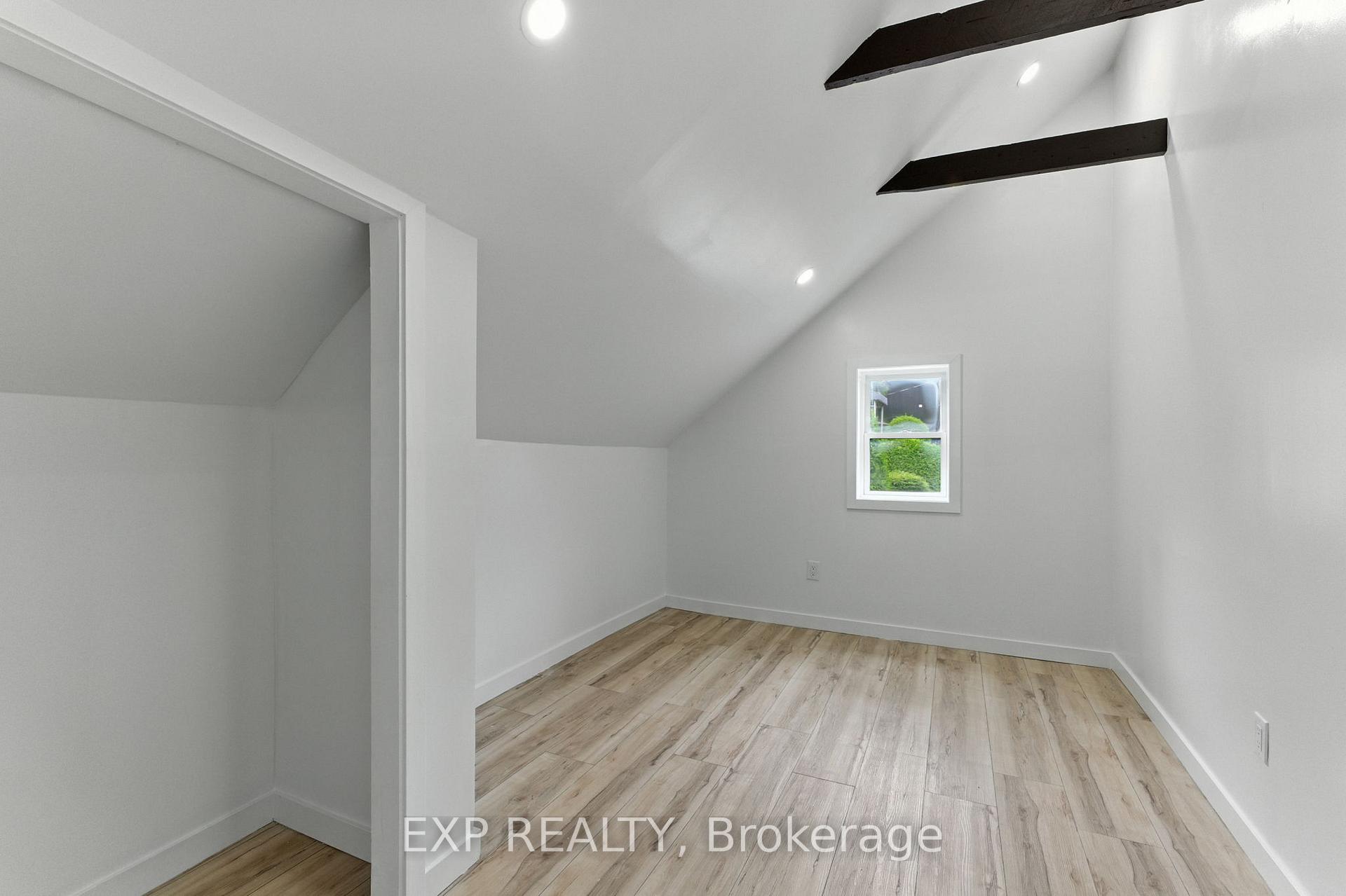 Photo 11 of Unit 1, 564 Brunel Street, Ottawa, CFB Rockcliffe and Area — HOMEH