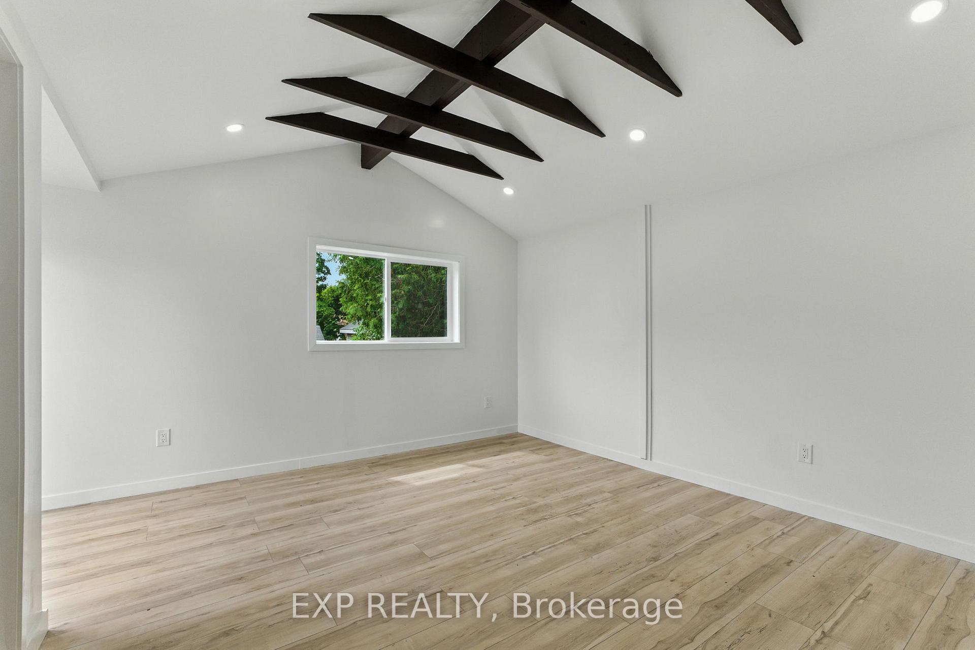 Photo 12 of Unit 1, 564 Brunel Street, Ottawa, CFB Rockcliffe and Area — HOMEH