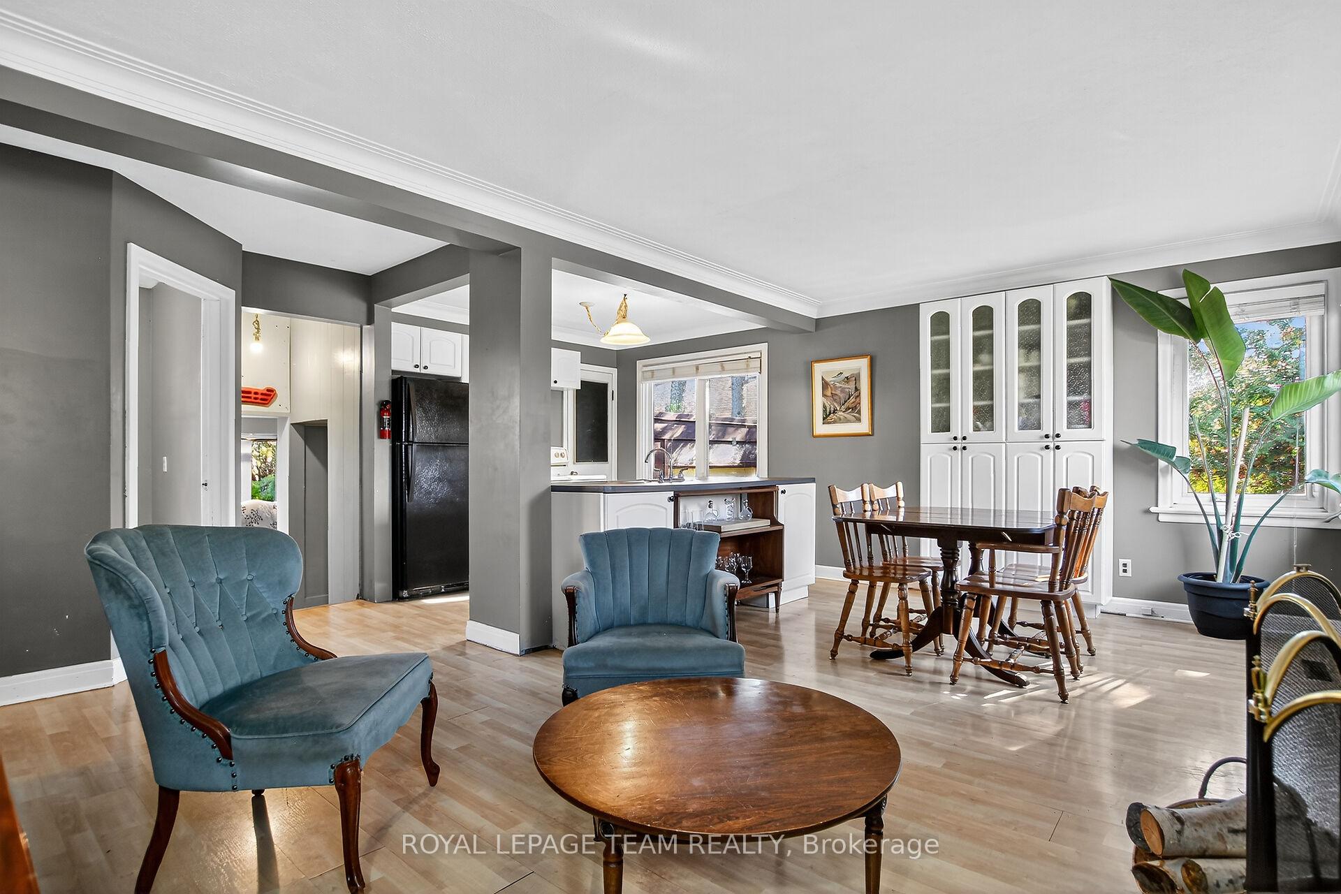 Photo 8 of 913 Rex Avenue, Ottawa, McKellar Heights — HOMEH