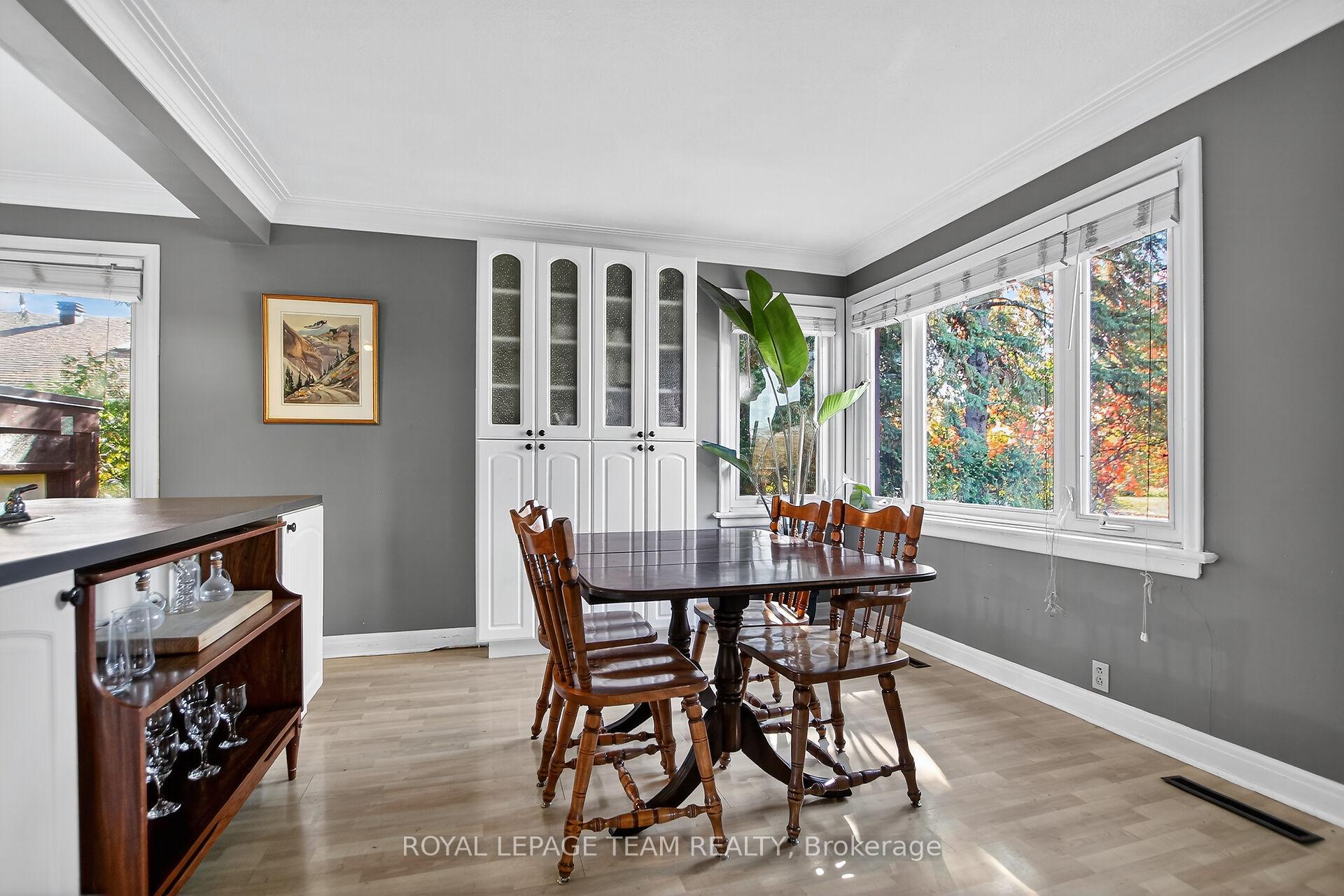 Photo 9 of 913 Rex Avenue, Ottawa, McKellar Heights — HOMEH