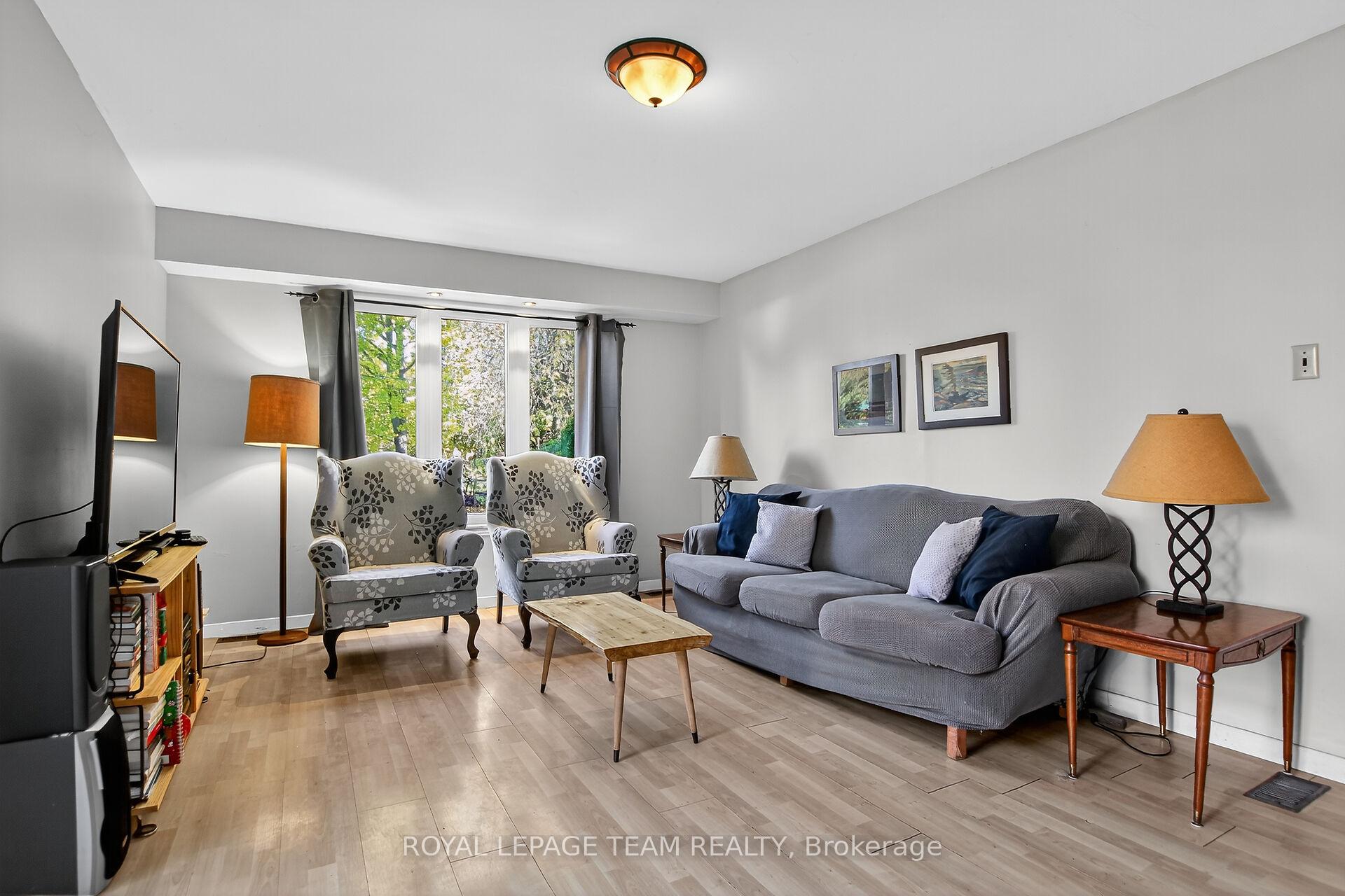 Photo 14 of 913 Rex Avenue, Ottawa, McKellar Heights — HOMEH