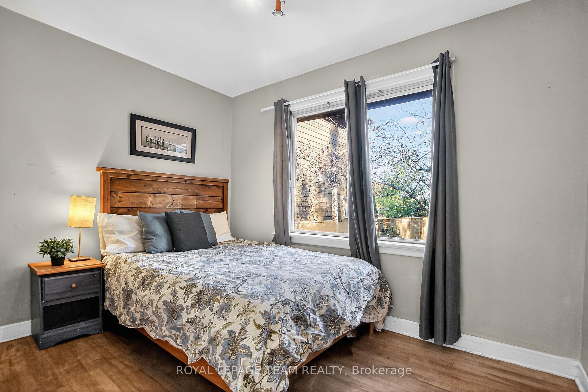 Photo 19 of 913 Rex Avenue, Ottawa, McKellar Heights — HOMEH