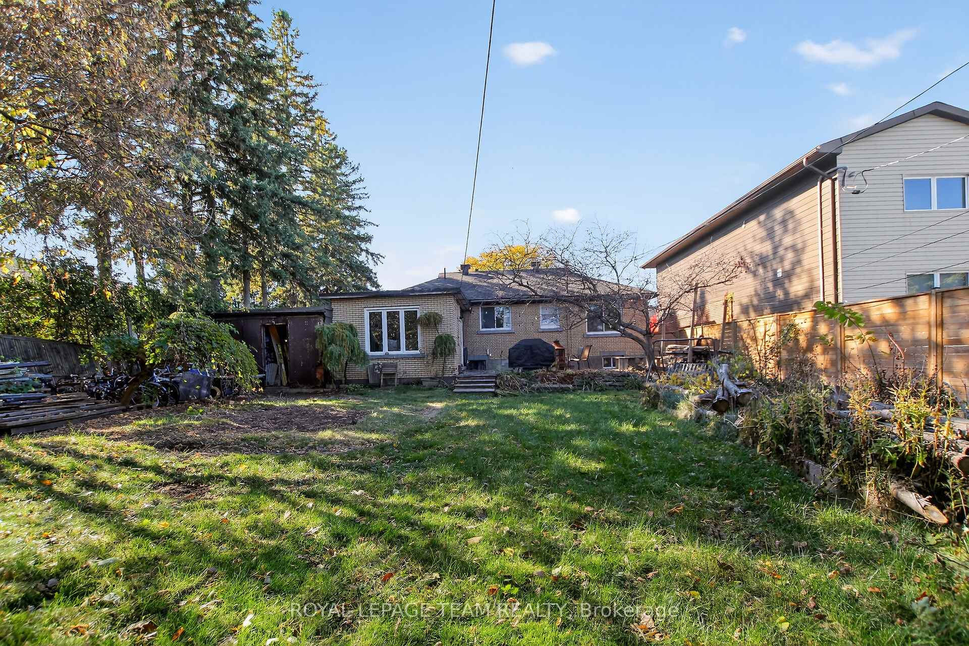 Photo 31 of 913 Rex Avenue, Ottawa, McKellar Heights — HOMEH