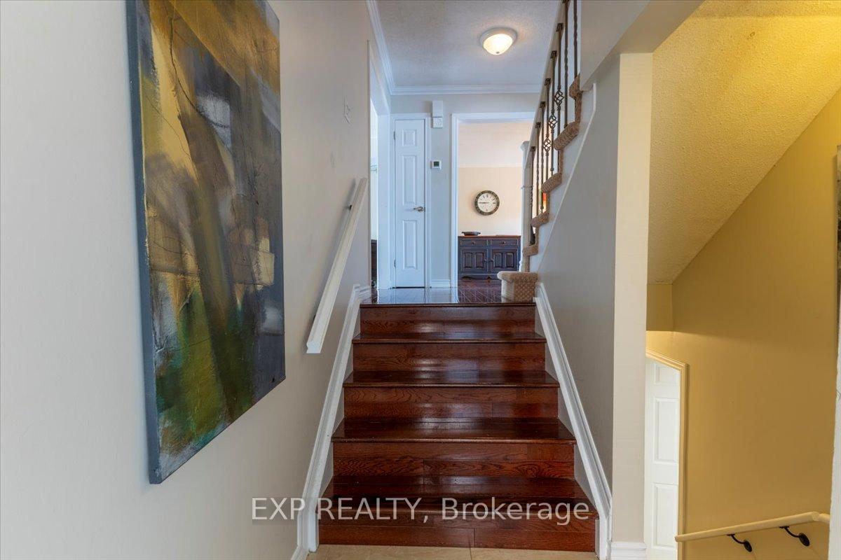 Photo 5 of 3065 Uplands Drive, Ottawa, Hunt Club Woods — HOMEH