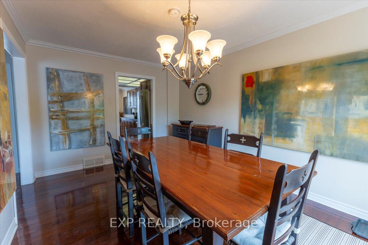 Photo 10 of 3065 Uplands Drive, Ottawa, Hunt Club Woods — HOMEH