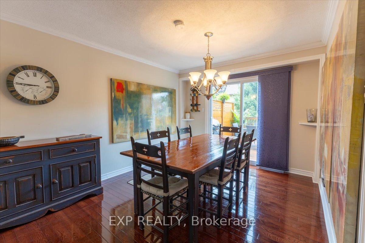 Photo 11 of 3065 Uplands Drive, Ottawa, Hunt Club Woods — HOMEH