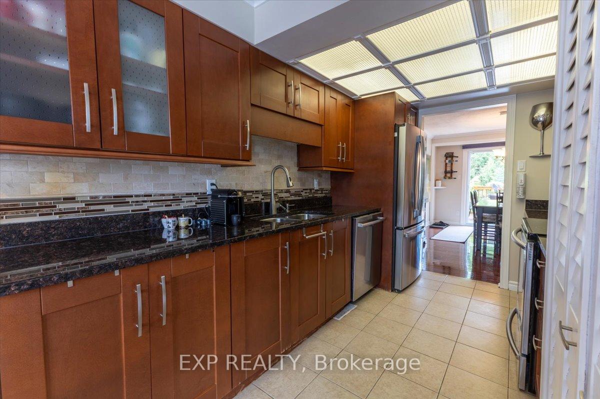 Photo 16 of 3065 Uplands Drive, Ottawa, Hunt Club Woods — HOMEH