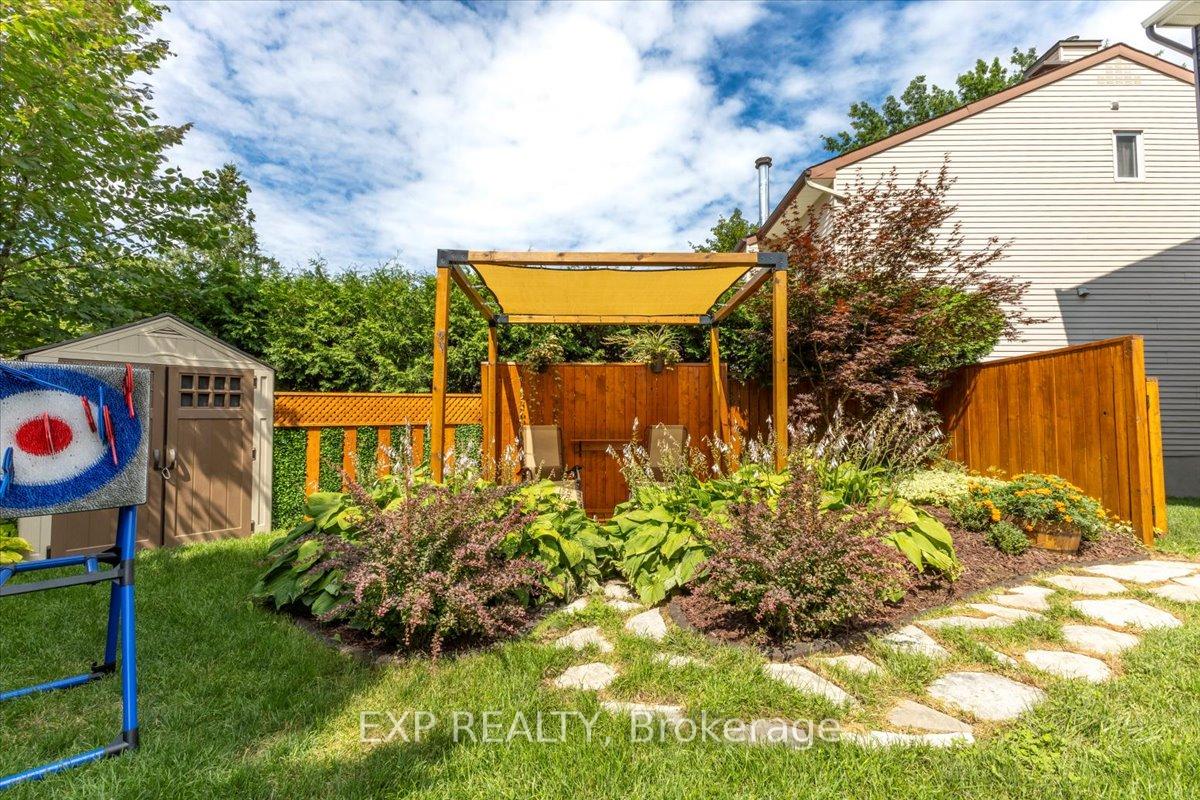 Photo 38 of 3065 Uplands Drive, Ottawa, Hunt Club Woods — HOMEH