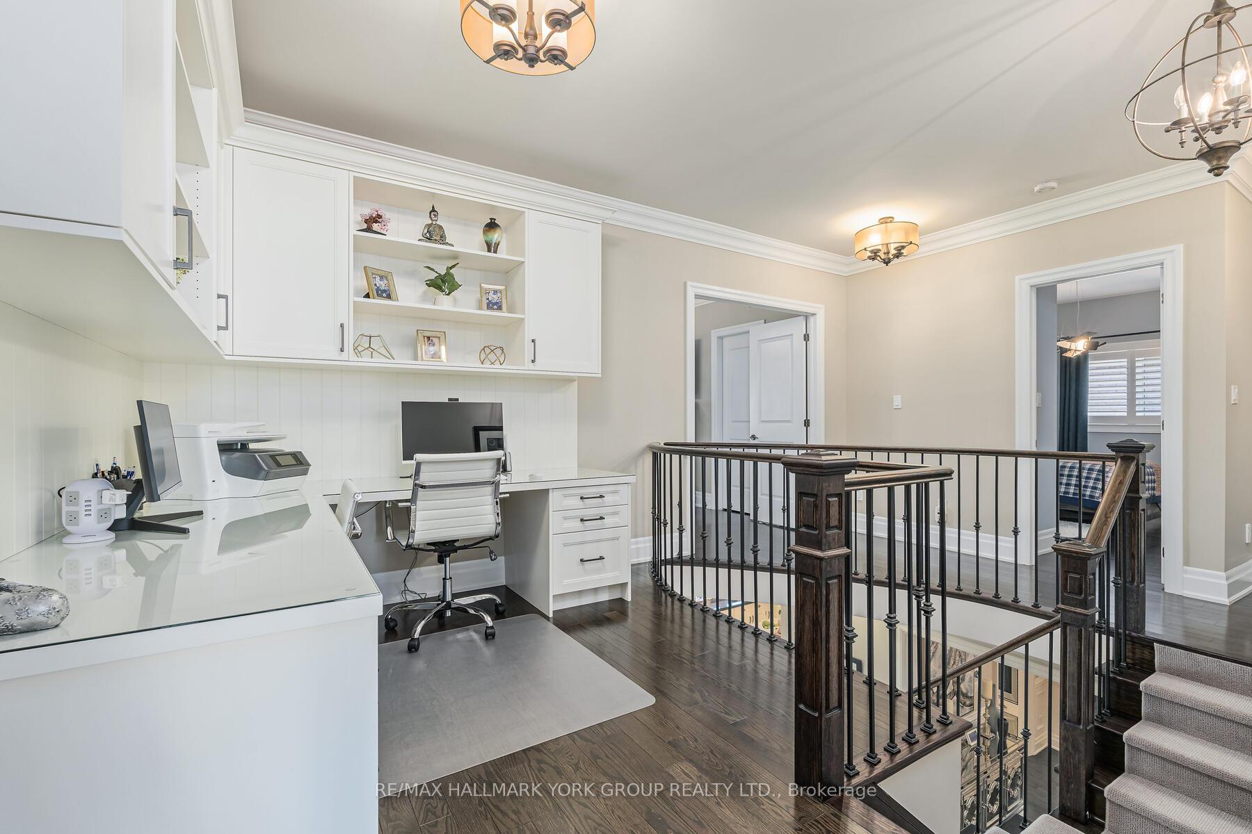 Photo 24 of 111 Robert Berry Crescent, King, King City — HOMEH