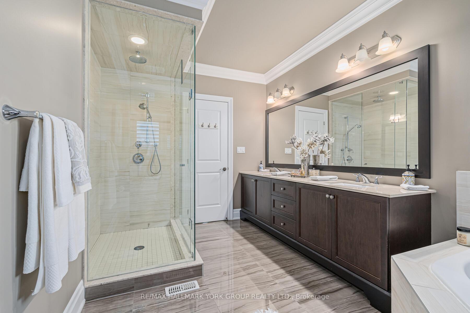 Photo 28 of 111 Robert Berry Crescent, King, King City — HOMEH
