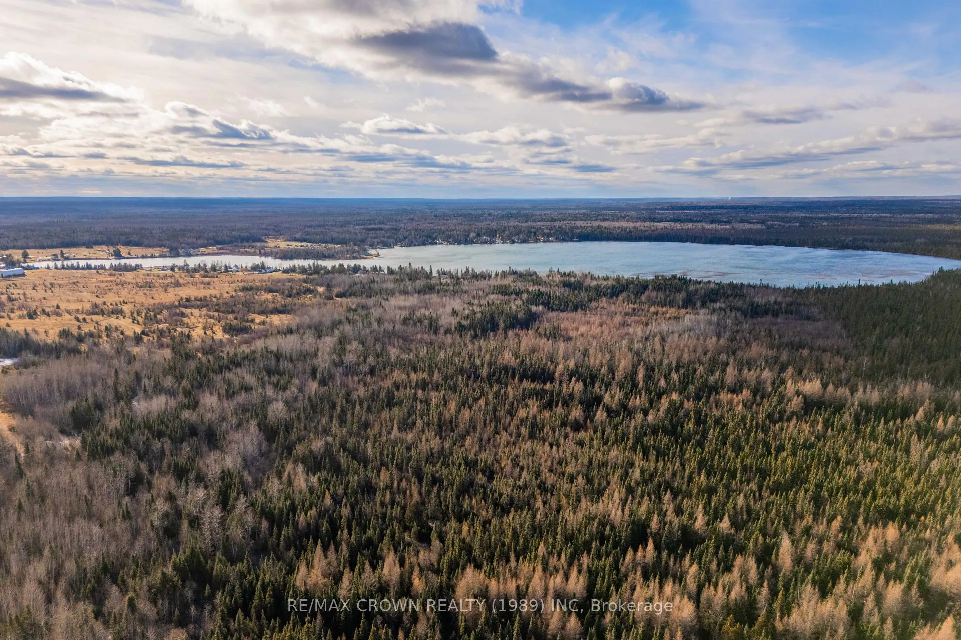 Photo 7 of 16 Shallow Lake Road E, Mattice-Val Cote — HOMEH