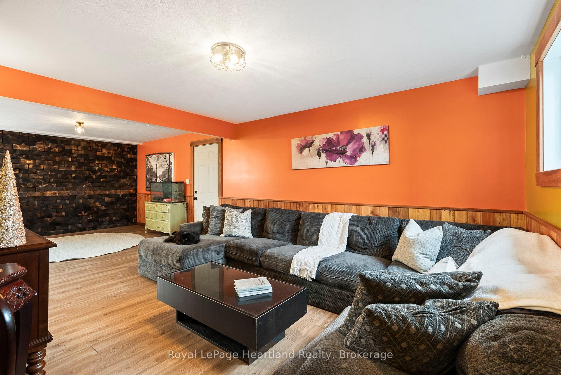 Photo 34 of 1060 Brussels Line, Howick — HOMEH