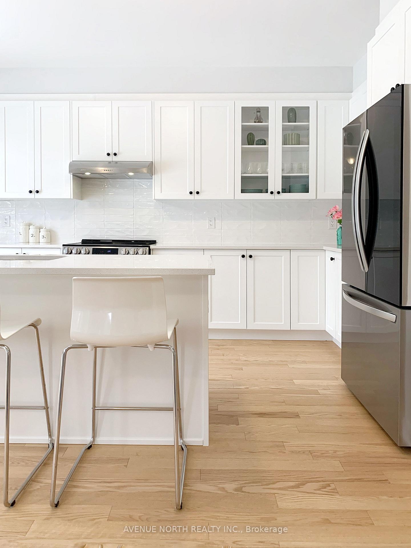 Photo 11 of 527 Anchor Circle, Ottawa, Mahogany Community — HOMEH