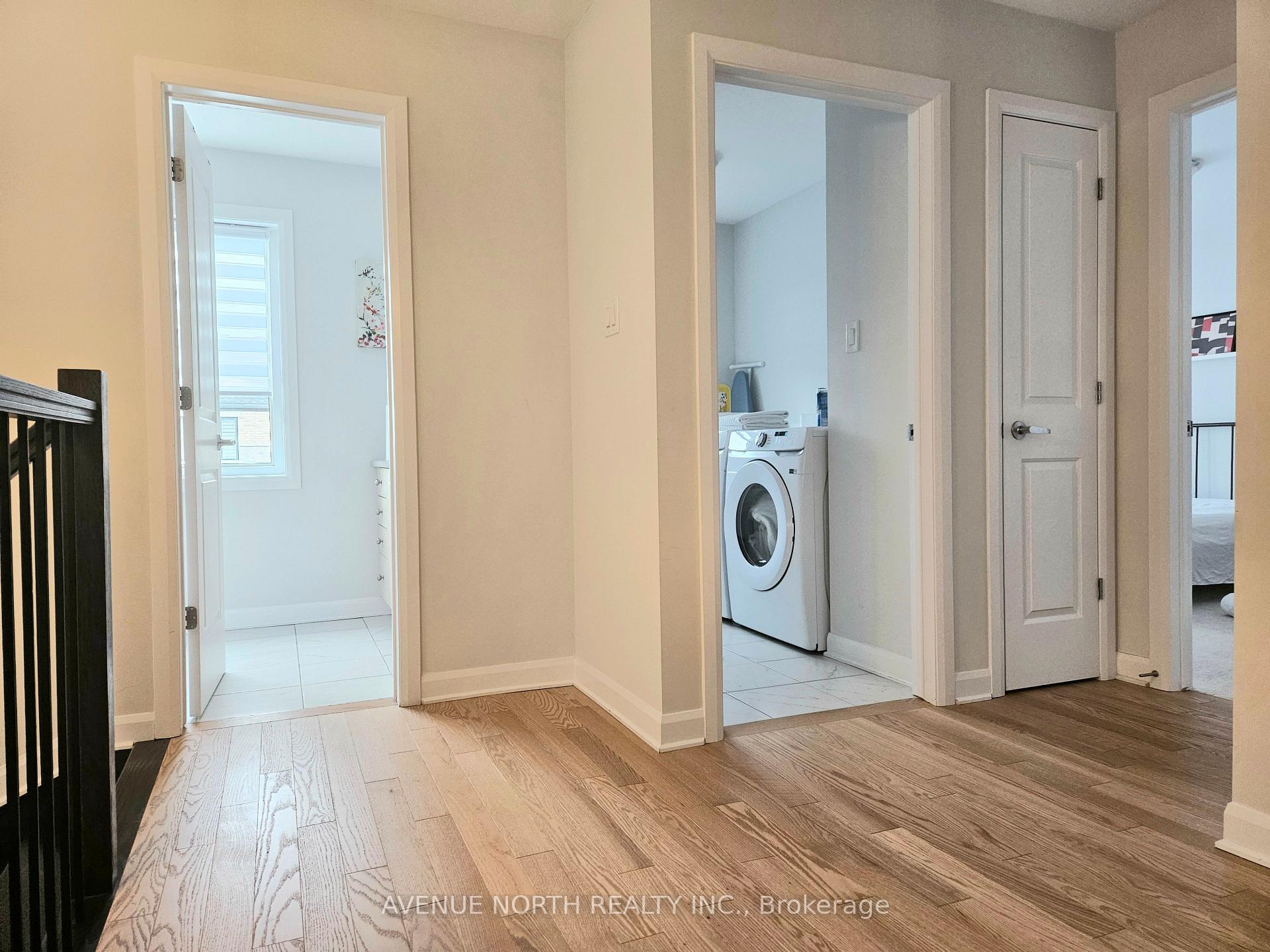Photo 14 of 527 Anchor Circle, Ottawa, Mahogany Community — HOMEH