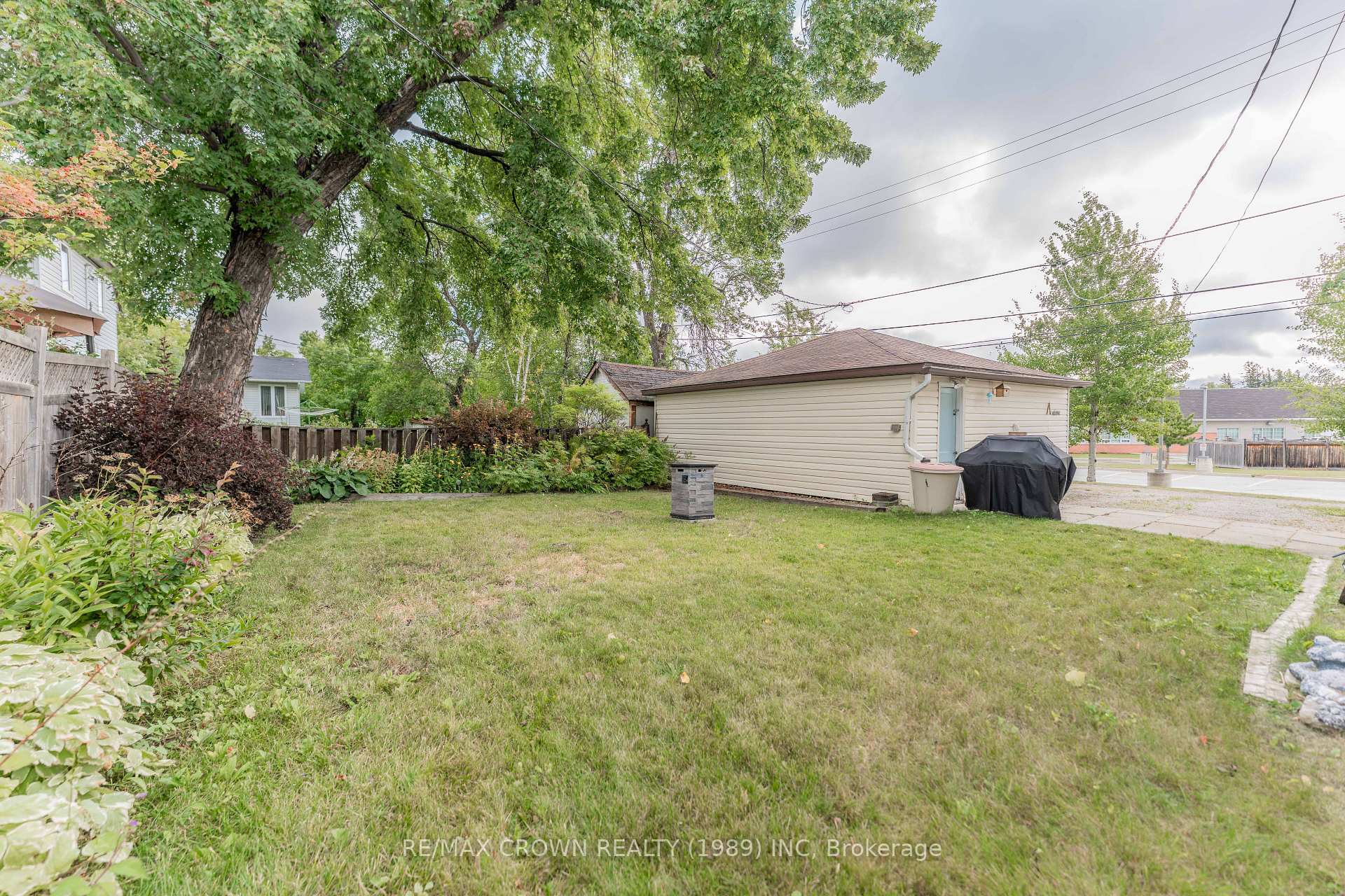 Photo 3 of 6 Drury Street, Kapuskasing — HOMEH