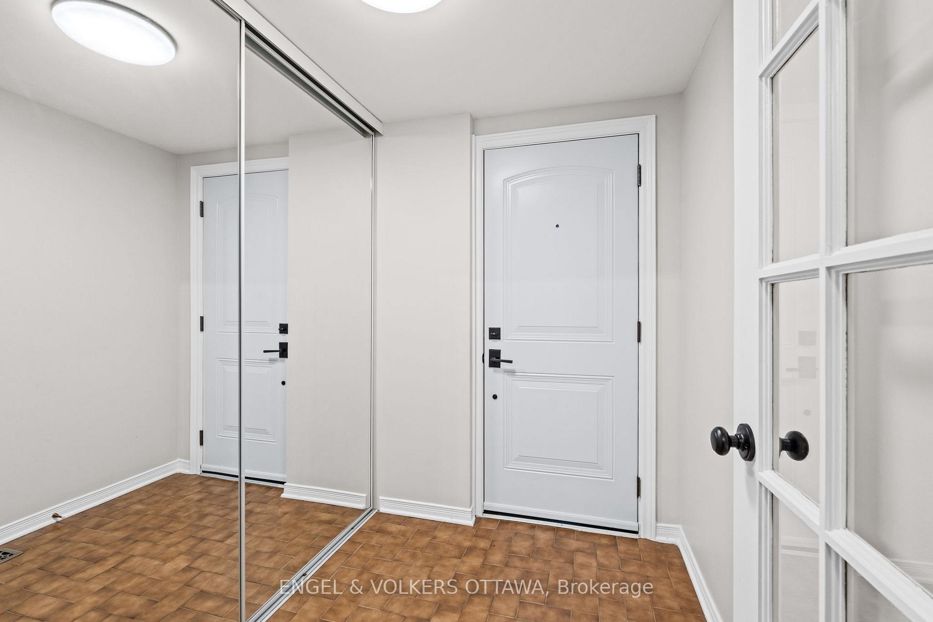 Photo 2 of 12 Hackett Street, Ottawa, Hunt Club Woods — HOMEH