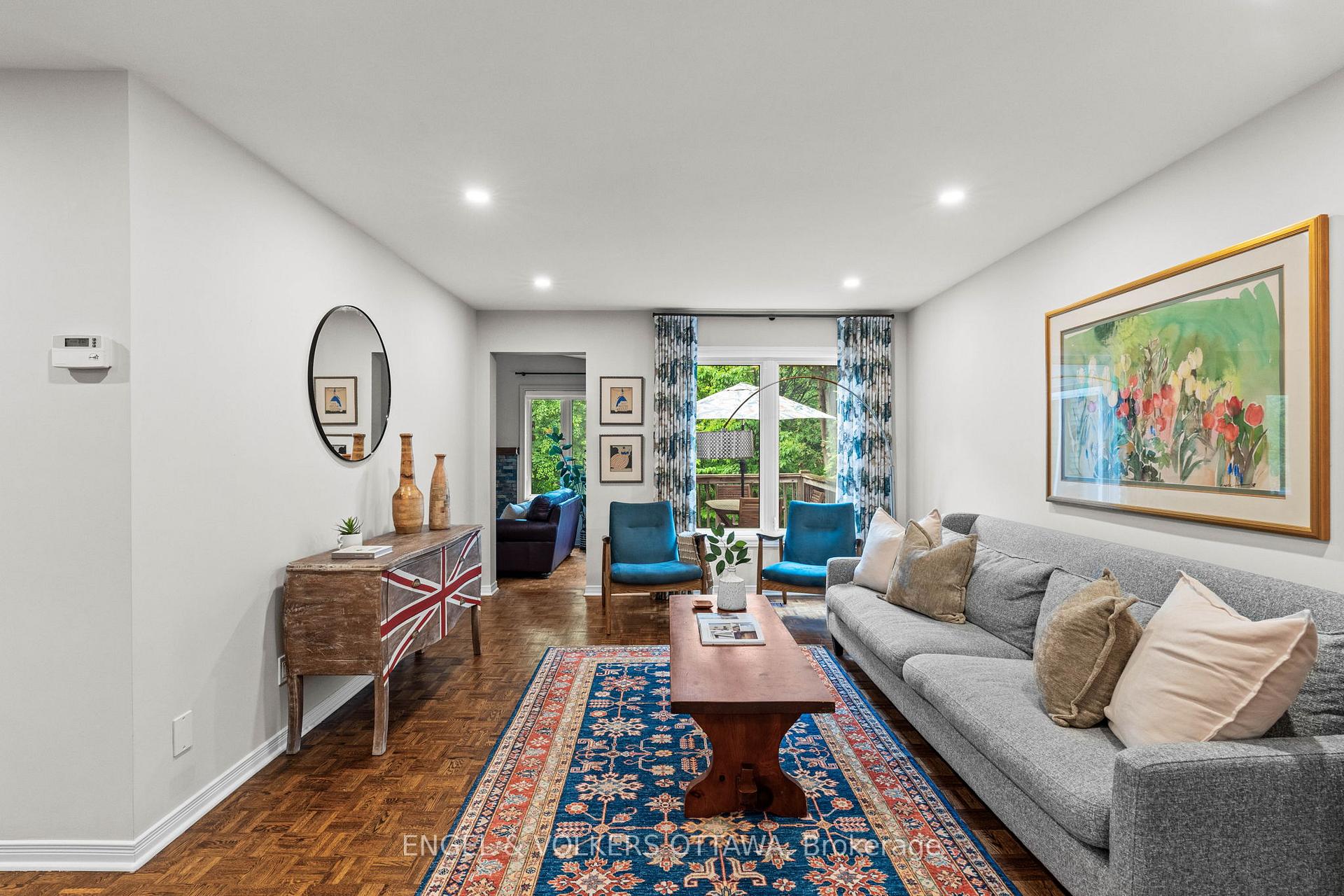 Photo 4 of 12 Hackett Street, Ottawa, Hunt Club Woods — HOMEH