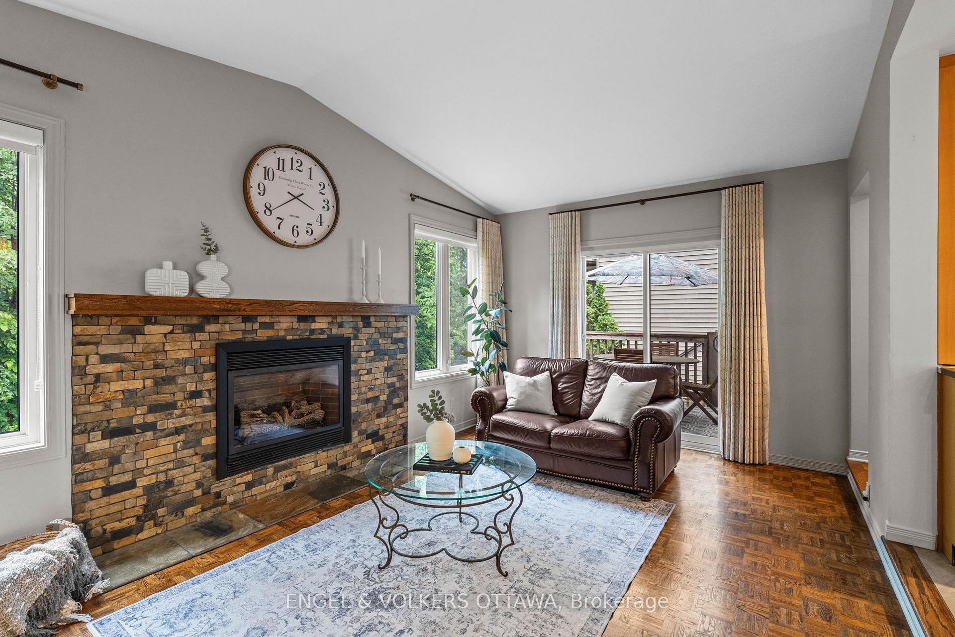 Photo 12 of 12 Hackett Street, Ottawa, Hunt Club Woods — HOMEH