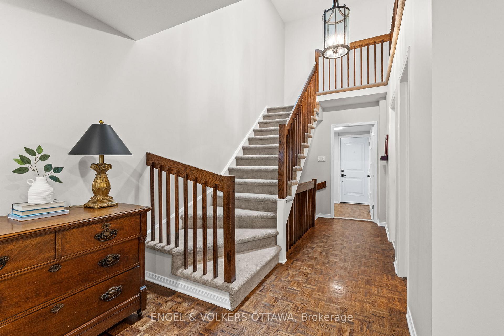 Photo 15 of 12 Hackett Street, Ottawa, Hunt Club Woods — HOMEH