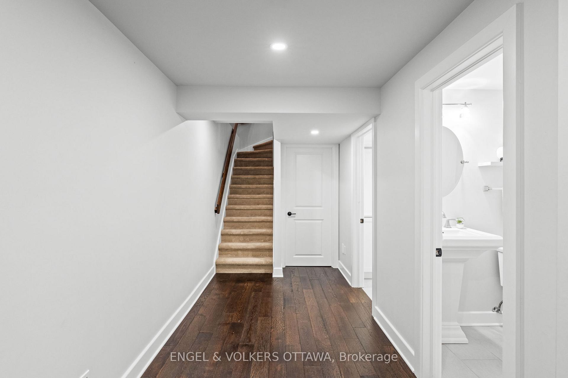 Photo 25 of 12 Hackett Street, Ottawa, Hunt Club Woods — HOMEH