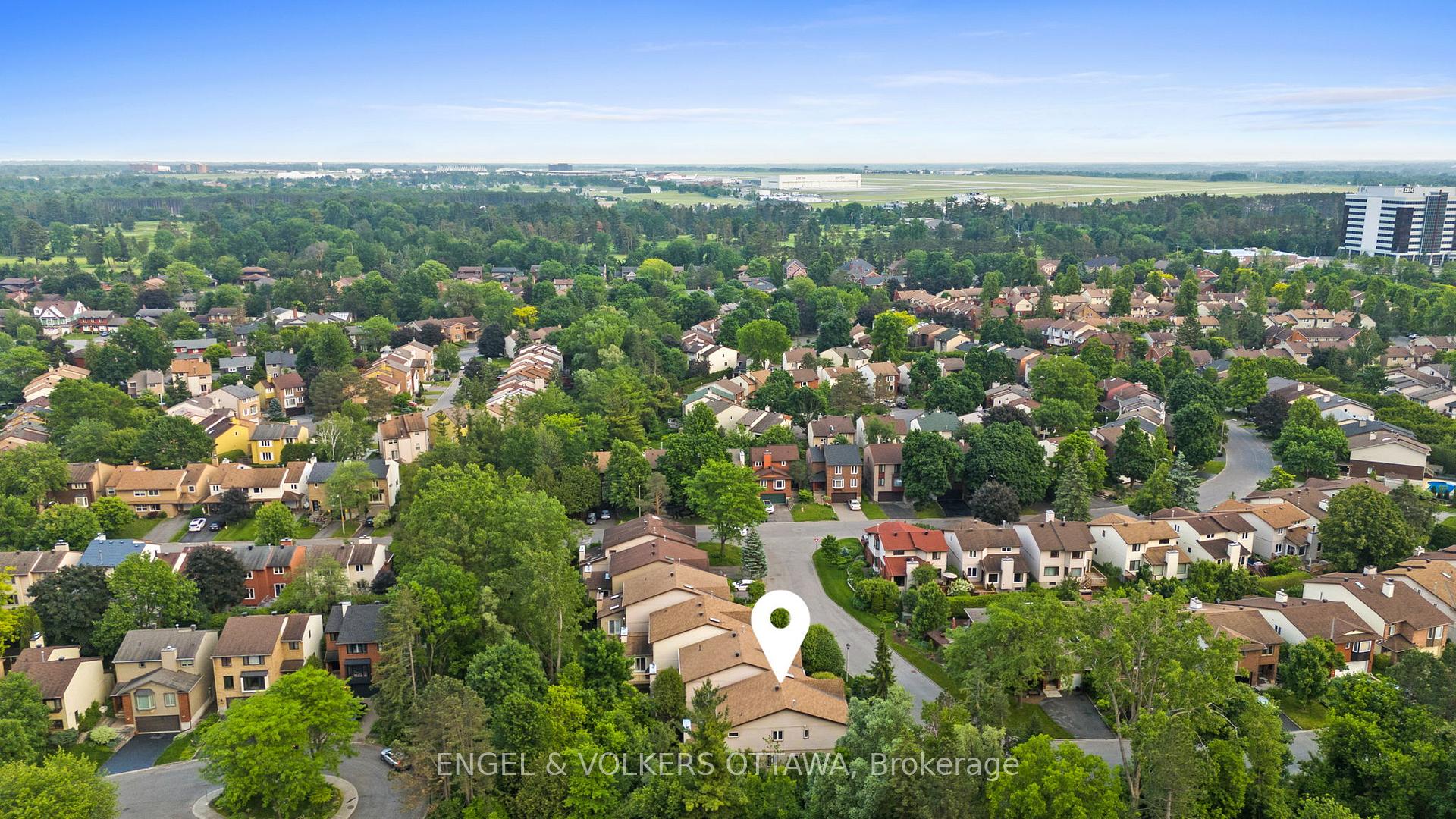 Photo 39 of 12 Hackett Street, Ottawa, Hunt Club Woods — HOMEH