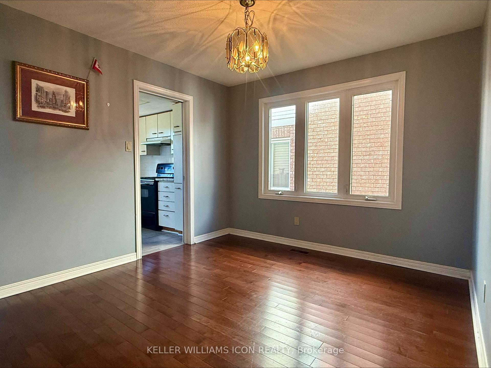 Photo 7 of 1581 Blohm Drive, Ottawa, Hunt Club Park — HOMEH
