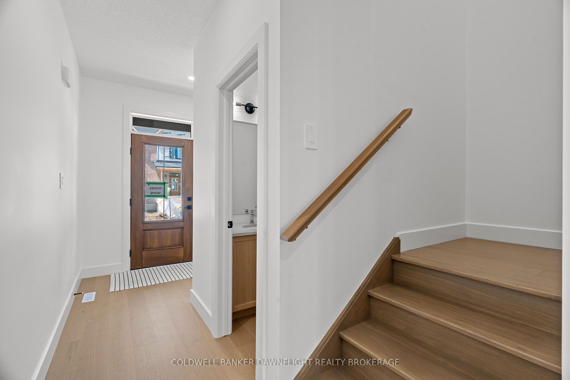 Photo 7 of Unit 27, 147 Scotts Drive, Lucan Biddulph, Lucan — HOMEH