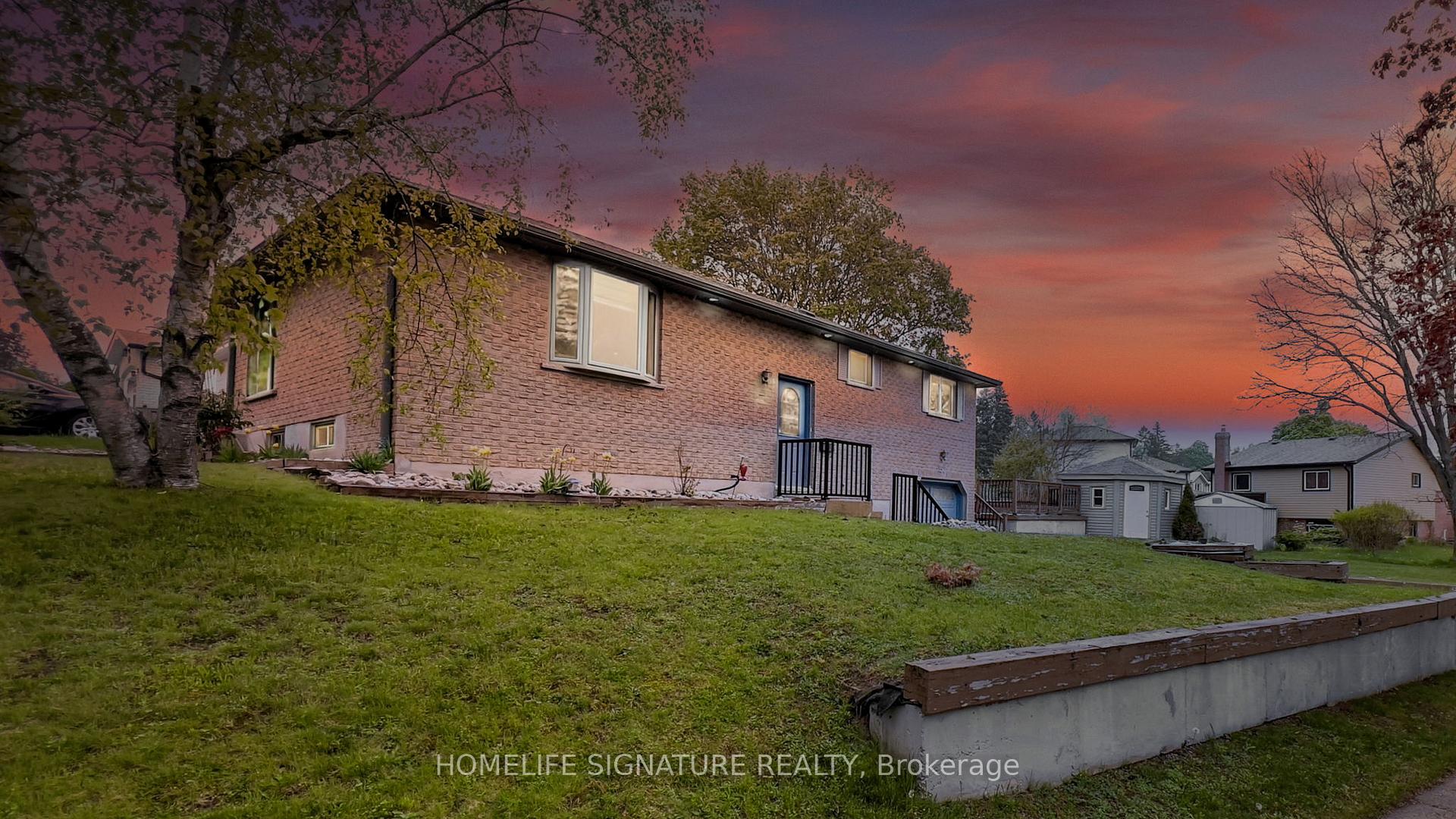 Photo 1 of 152 Anvil Street, Kitchener — HOMEH