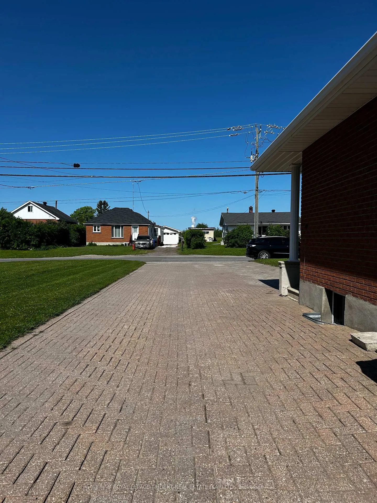 Photo 8 of 14 Brunelle Road S, Kapuskasing — HOMEH