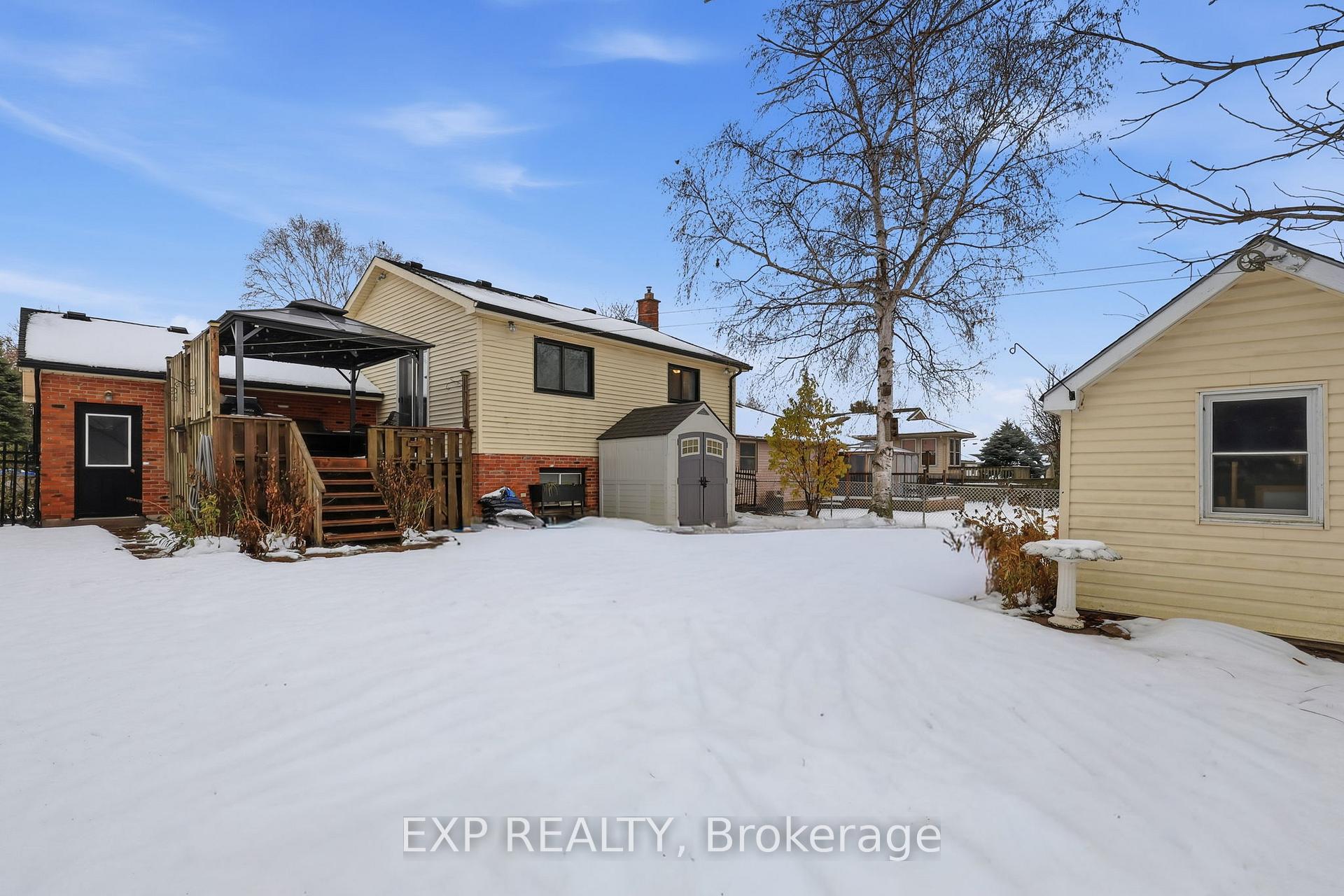 Photo 43 of 125 Gibson Crescent, Lucan Biddulph, Lucan — HOMEH