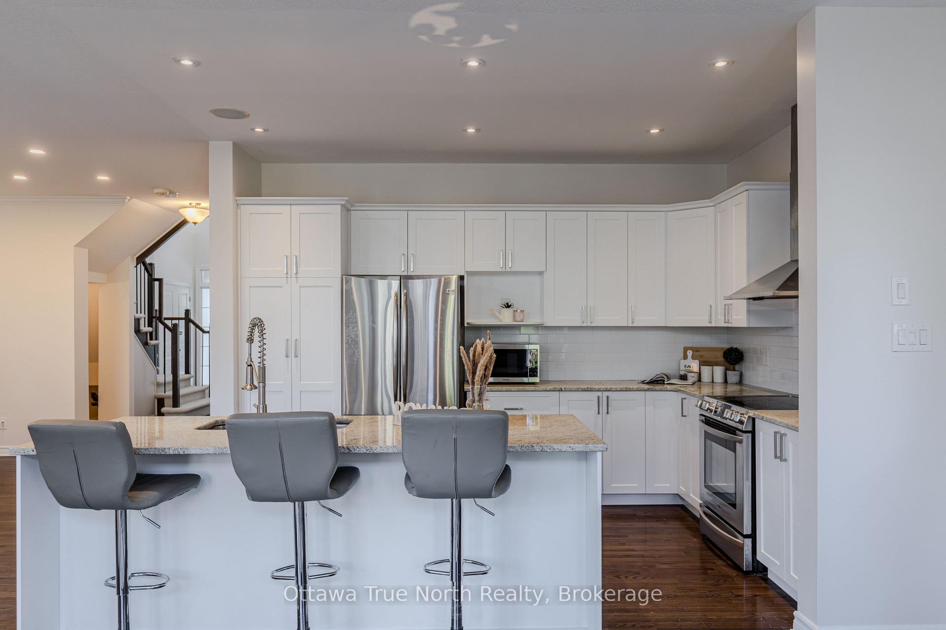 Photo 11 of 218 Keyrock Drive, Ottawa, Kanata - Kanata Lakes/Heritage Hills — HOMEH