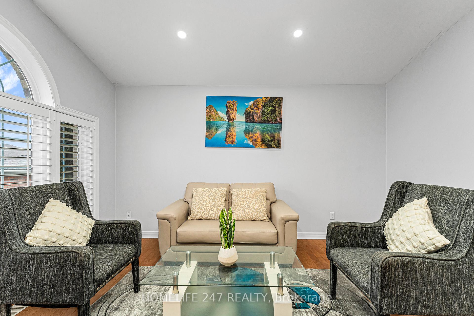 Photo 12 of 1119 Monarch Meadows Drive, Lakeshore, Emeryville — HOMEH