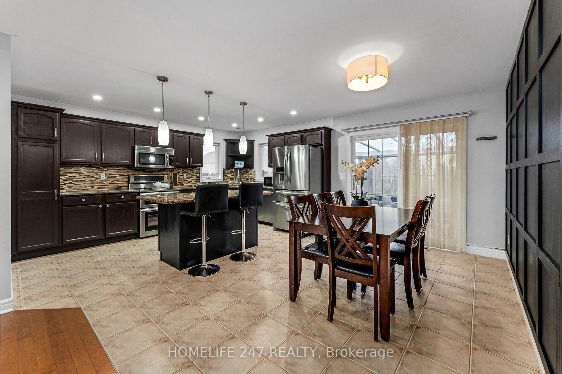 Photo 16 of 1119 Monarch Meadows Drive, Lakeshore, Emeryville — HOMEH