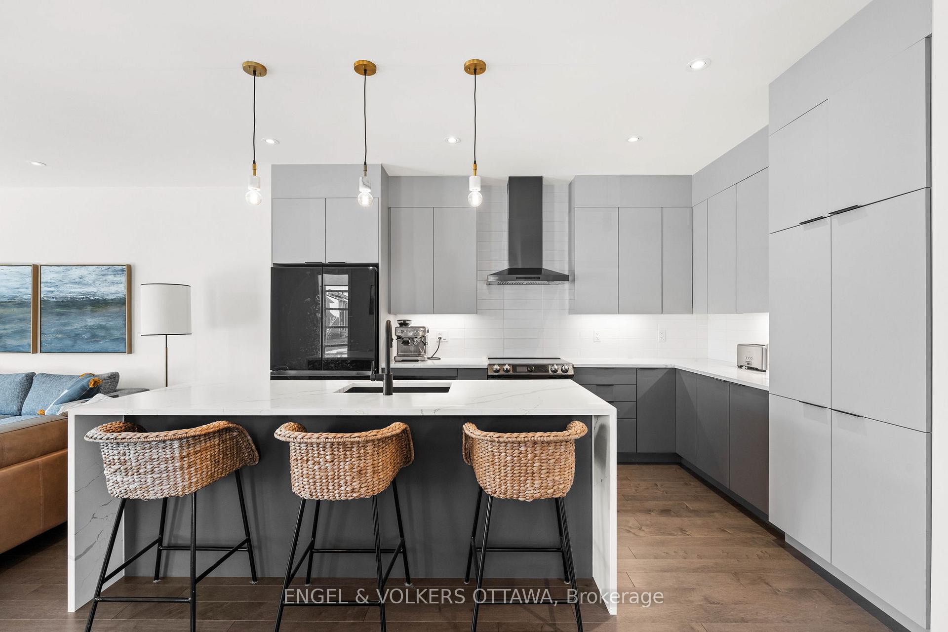 Photo 5 of 438 Trident Mews, Ottawa, Leitrim — HOMEH