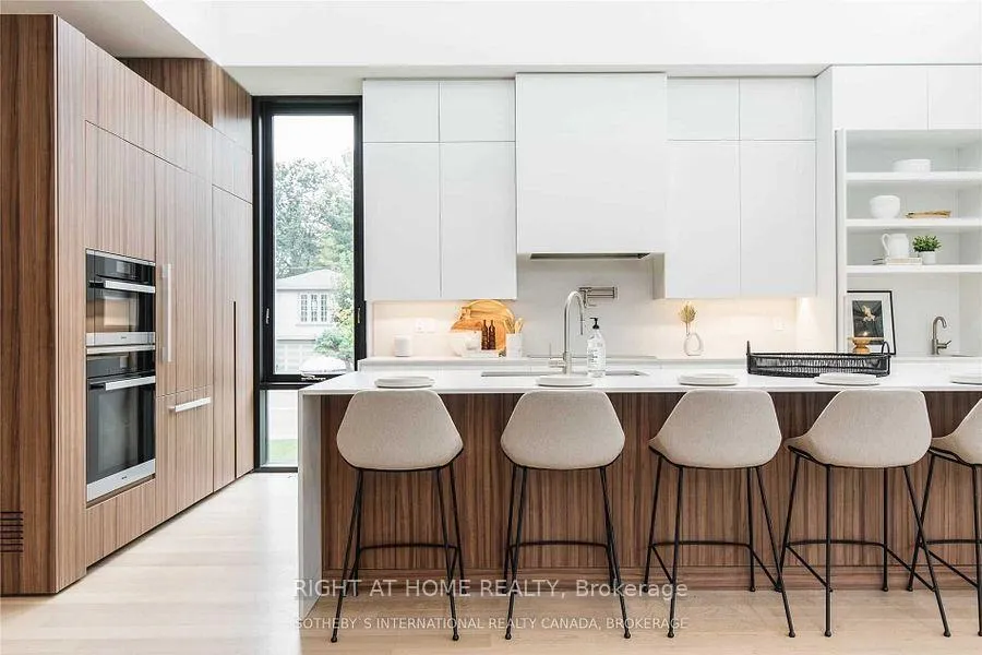 Photo 4 of 93 Meadowview Avenue, Markham, Grandview — HOMEH